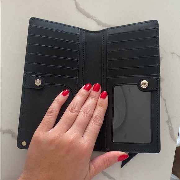 Kate Spade wallet - never used - Picture 2 of 7